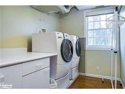 7781 Poplar Sideroad, Clearview, ON - Indoor Photo Showing Laundry Room