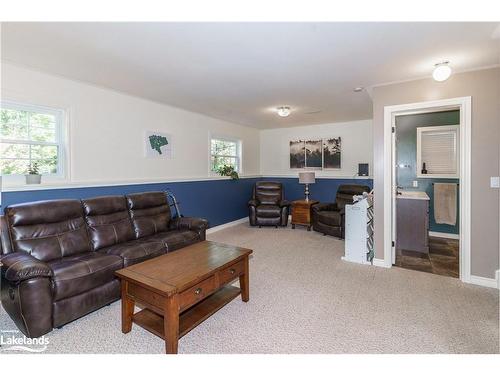 54 Killdeer Crescent, Bracebridge, ON - Indoor Photo Showing Living Room