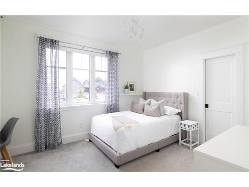 122 Barton Boulevard, The Blue Mountains, ON - Indoor Photo Showing Bedroom