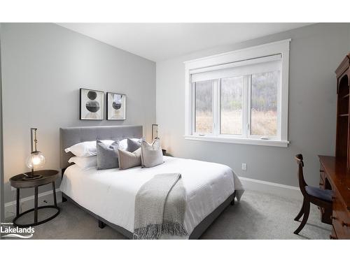 122 Barton Boulevard, The Blue Mountains, ON - Indoor Photo Showing Bedroom