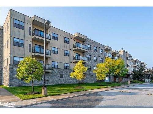 301-91 Raglan Street, Collingwood, ON - Outdoor With Facade