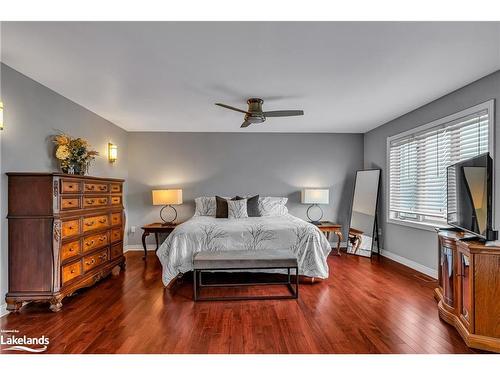 5335 Cosentino Gardens, Mississauga, ON - Indoor Photo Showing Bedroom