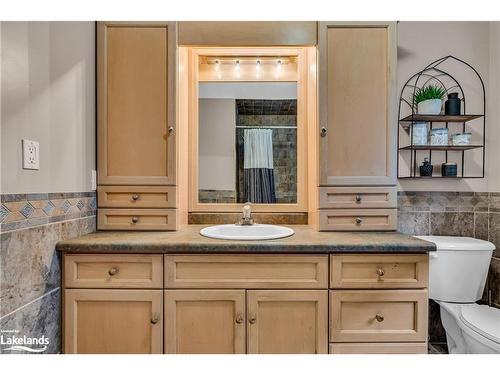 5335 Cosentino Gardens, Mississauga, ON - Indoor Photo Showing Bathroom