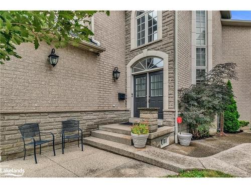 5335 Cosentino Gardens, Mississauga, ON - Outdoor