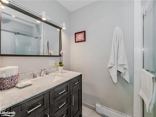 7-15 Golf Course Road, Bracebridge, ON - Indoor Photo Showing Bathroom