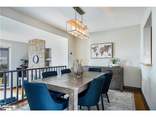 48 Lighthouse Lane W, Collingwood, ON - Indoor Photo Showing Dining Room