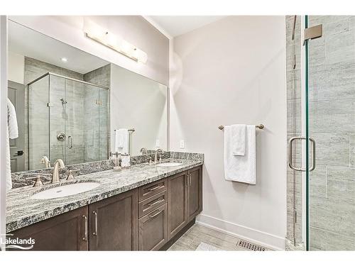 4 Meadowlark Way, Collingwood, ON - Indoor Photo Showing Bathroom