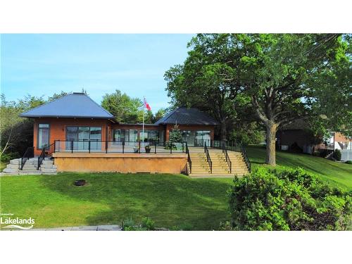 131 Peats Point Road, Prince Edward County, ON 