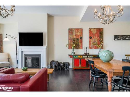 31 Emerson Mews, Collingwood, ON - Indoor With Fireplace