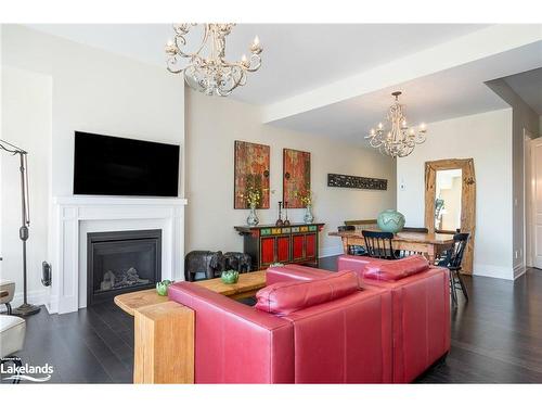 31 Emerson Mews, Collingwood, ON - Indoor Photo Showing Living Room With Fireplace