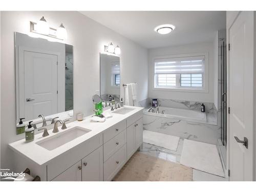 158 Sycamore Street, The Blue Mountains, ON - Indoor Photo Showing Bathroom