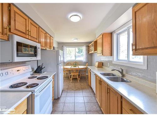 314 Collins Drive, Orillia, ON - Indoor Photo Showing Kitchen With Double Sink