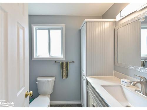 314 Collins Drive, Orillia, ON - Indoor Photo Showing Bathroom