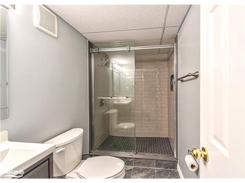 314 Collins Drive, Orillia, ON - Indoor Photo Showing Bathroom