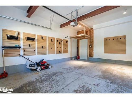 1035 Cook Drive, Midland, ON - Indoor Photo Showing Garage