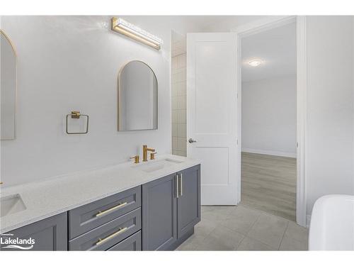 95 Goldie Court, The Blue Mountains, ON - Indoor Photo Showing Bathroom