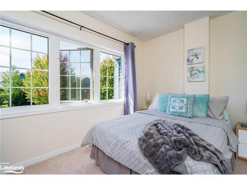 51-91 Green Briar Drive, Collingwood, ON - Indoor Photo Showing Bedroom