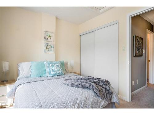 51-91 Green Briar Drive, Collingwood, ON - Indoor Photo Showing Bedroom