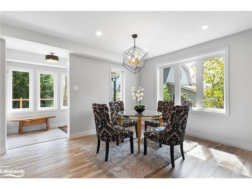 194 Charles Street, Midland, ON - Indoor Photo Showing Dining Room