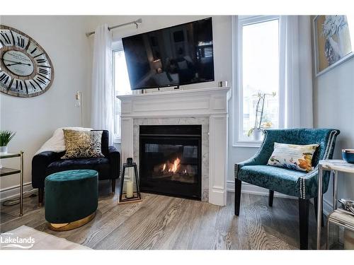 5 Nautical Lane, Wasaga Beach, ON - Indoor Photo Showing Living Room With Fireplace