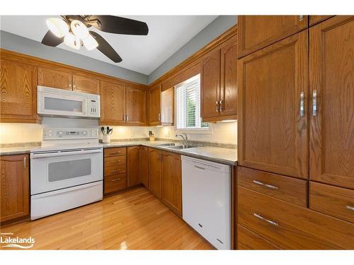 204 Margaret Street, Midland, ON - Indoor Photo Showing Kitchen With Double Sink