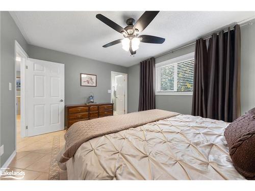 204 Margaret Street, Midland, ON - Indoor Photo Showing Bedroom