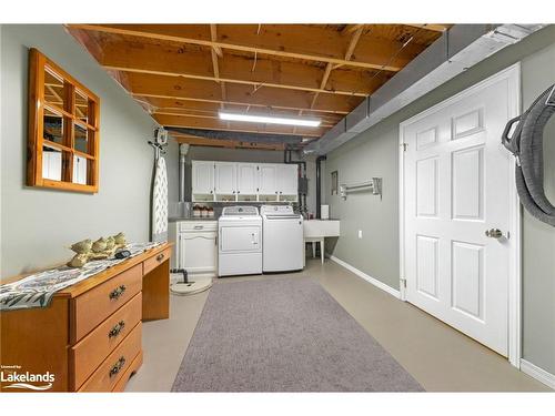 204 Margaret Street, Midland, ON - Indoor Photo Showing Laundry Room