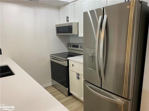 710 Johnston Park Avenue, Collingwood, ON - Indoor Photo Showing Kitchen With Stainless Steel Kitchen