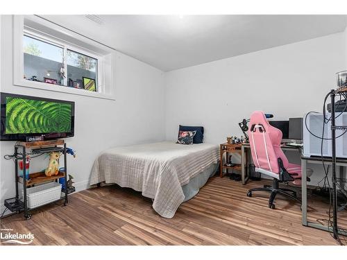 67 Jack Street, Huntsville, ON - Indoor Photo Showing Bedroom