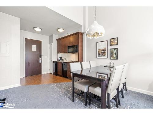 449-220 Gord Canning Drive, The Blue Mountains, ON - Indoor Photo Showing Dining Room