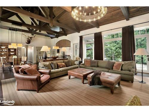 114 Hemlock Court, The Blue Mountains, ON - Indoor Photo Showing Living Room