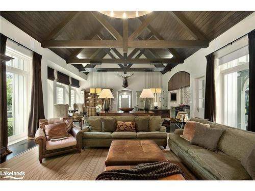 114 Hemlock Court, The Blue Mountains, ON - Indoor Photo Showing Living Room