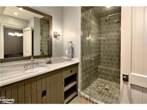 114 Hemlock Court, The Blue Mountains, ON - Indoor Photo Showing Bathroom