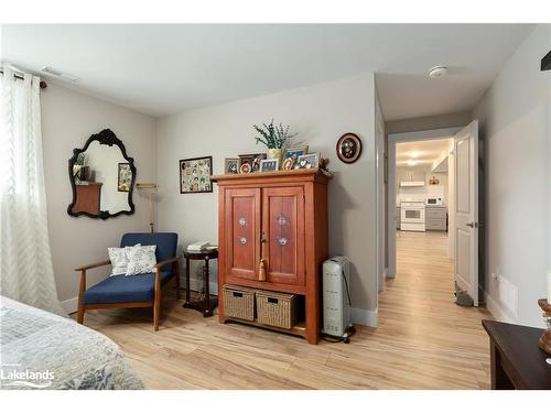 6 Millwood Court, Huntsville, ON - Indoor Photo Showing Bedroom