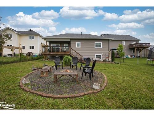 6 Millwood Court, Huntsville, ON - Outdoor With Deck Patio Veranda With Backyard With Exterior