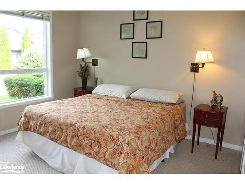 660 Johnston Park Avenue, Collingwood, ON - Indoor Photo Showing Bedroom