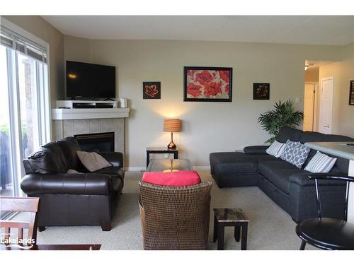 660 Johnston Park Avenue, Collingwood, ON - Indoor Photo Showing Living Room With Fireplace