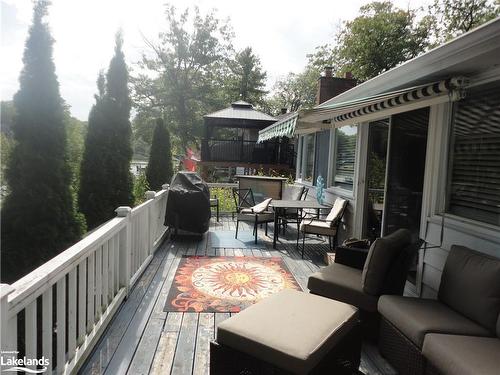 1089 Mosley Street, Wasaga Beach, ON - Outdoor With Deck Patio Veranda With Exterior