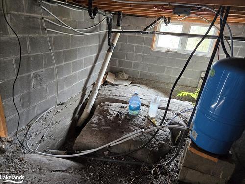 11 Rosedale Road Road, Byng Inlet, ON - Indoor Photo Showing Basement