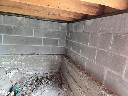 11 Rosedale Road Road, Byng Inlet, ON - Indoor Photo Showing Bathroom