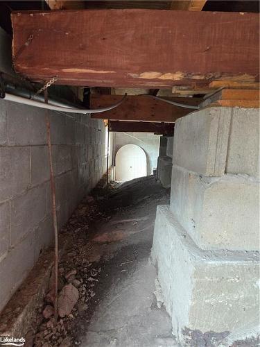 11 Rosedale Road Road, Byng Inlet, ON - Indoor Photo Showing Other Room