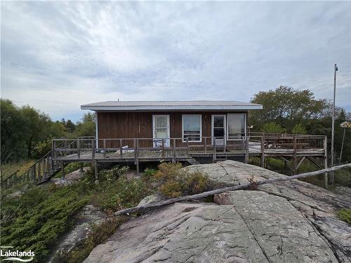 11 Rosedale Road Road, Byng Inlet, ON - Outdoor With Deck Patio Veranda