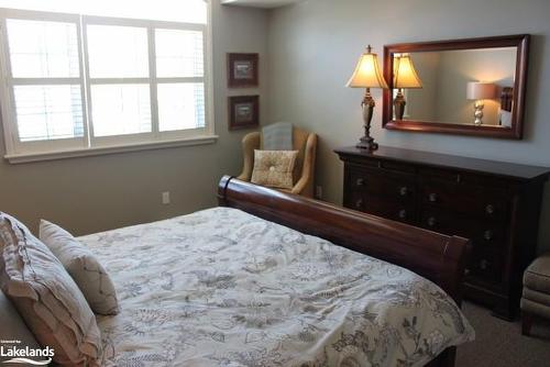 Carling 4 Week 9-3876 Muskoka Road 118 W, Port Carling, ON - Indoor Photo Showing Bedroom