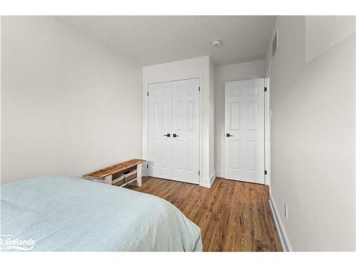 15 Foley Crescent, Collingwood, ON - Indoor Photo Showing Bedroom