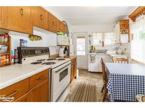 1041 Longline Lake Road, Baysville, ON - Indoor Photo Showing Kitchen