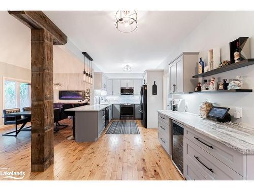 13-5 Invermara Court, Orillia, ON - Indoor Photo Showing Kitchen