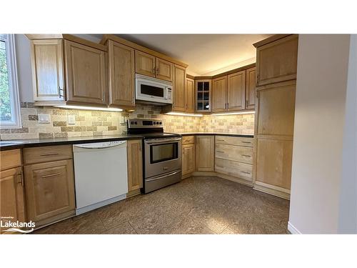 507 Joseph Street, Port Elgin, ON - Indoor Photo Showing Kitchen