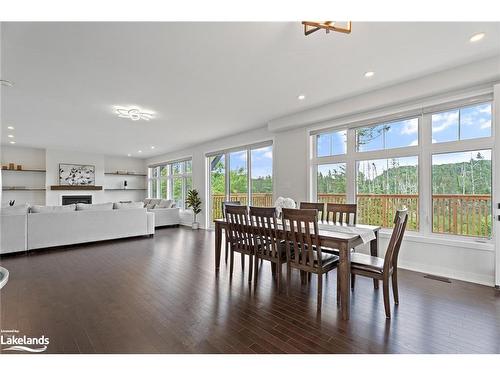 31-1082 Echo Hills Road, Lake Of Bays, ON - Indoor Photo Showing Dining Room