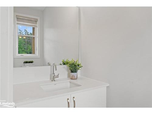 31-1082 Echo Hills Road, Lake Of Bays, ON - Indoor Photo Showing Bathroom