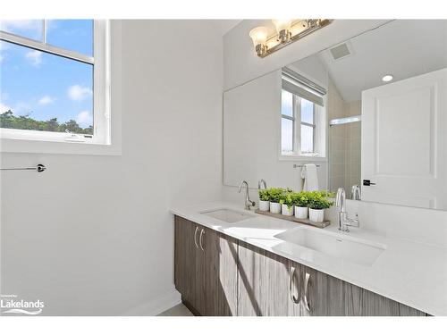 31-1082 Echo Hills Road, Lake Of Bays, ON - Indoor Photo Showing Bathroom